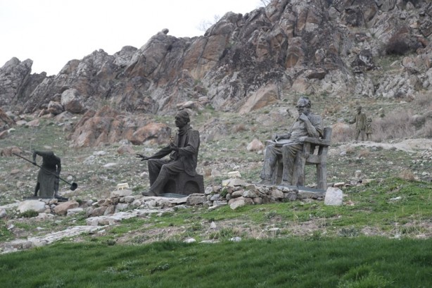 Foto - Sivrihisar Açık Hava Heykel Müzesi