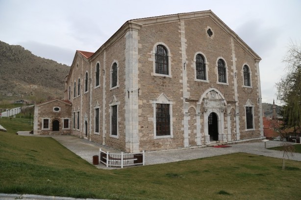 Sivrihisar Ermeni Kilisesi'nden benzersiz görüntüler