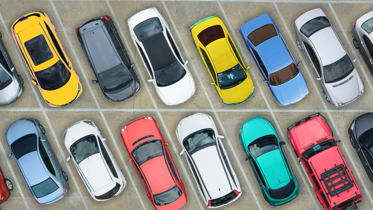 Foto - Siyah mı beyaz mı? Bu renk arabalar en az yakıtı harcıyor!