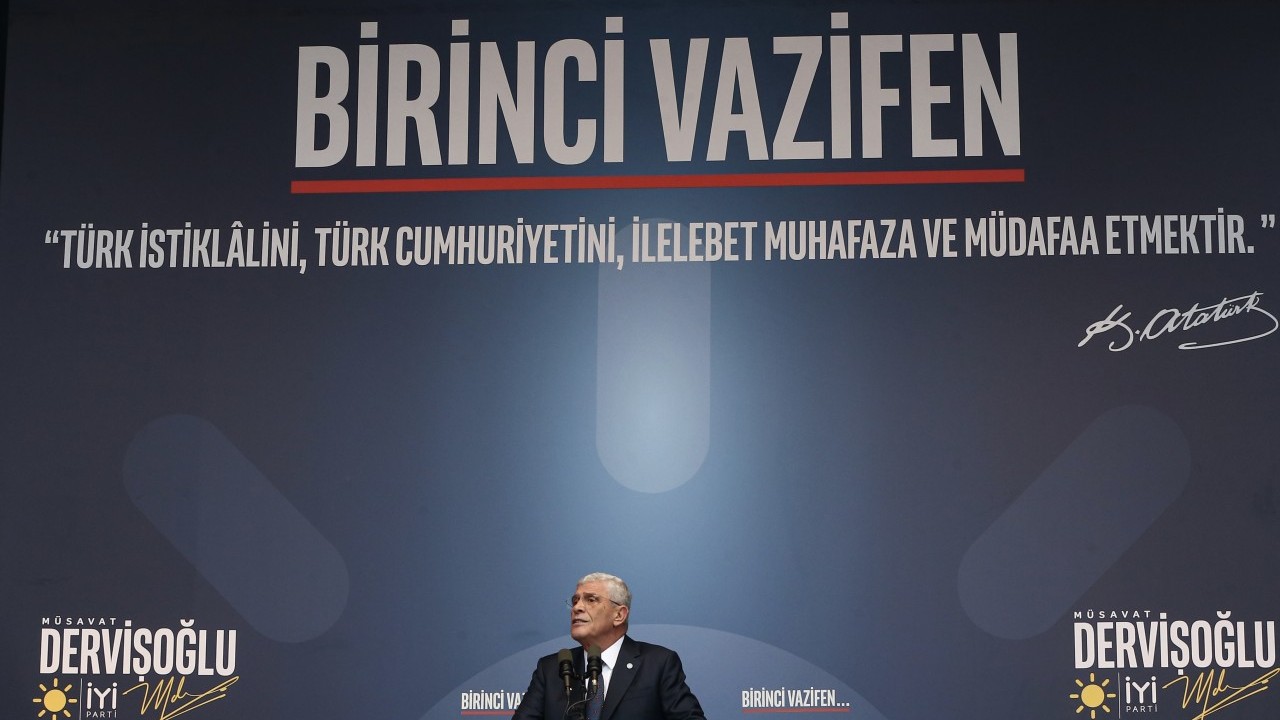 Foto - Siyaset gündemine bomba gibi düşen iddia! Yeni parti kuruluyor: Sinan Burhan duyurdu...