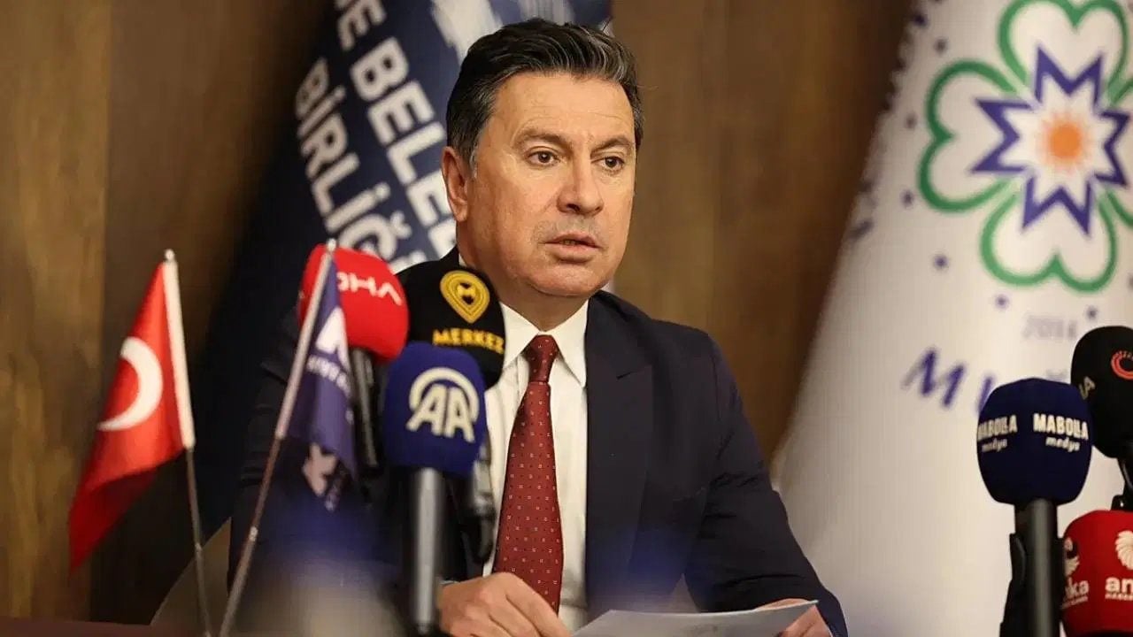 Foto - Siyaset kulislerini fokur fokur kaynatan fotoğraf! O büyükşehir belediye başkanı AK Parti’ye mi geçiyor?