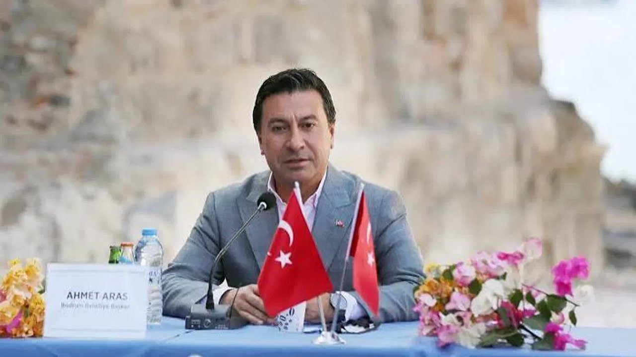 Foto - Siyaset kulislerini fokur fokur kaynatan fotoğraf! O büyükşehir belediye başkanı AK Parti’ye mi geçiyor?