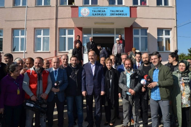 Foto - Siyasiler oylarını kullandı