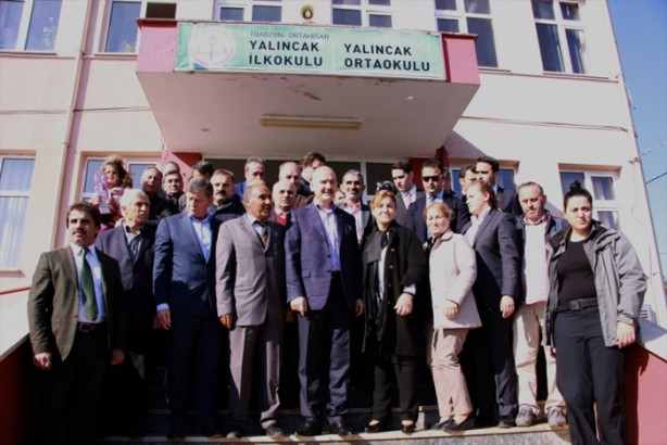 Foto - Siyasiler oylarını kullandı
