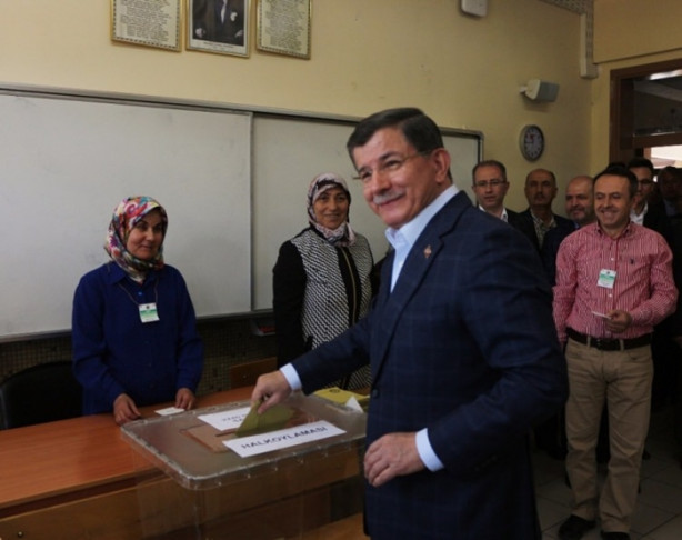 Foto - Siyasiler oylarını kullandı
