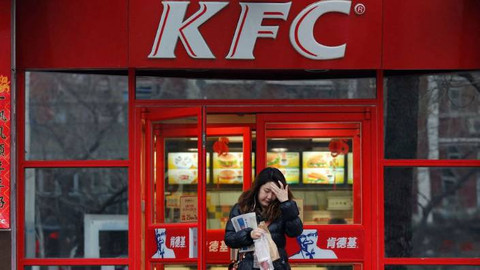 Foto - Siyonist destekçileri birer birer çöküyor! KFC de boykot şamarı yedi 