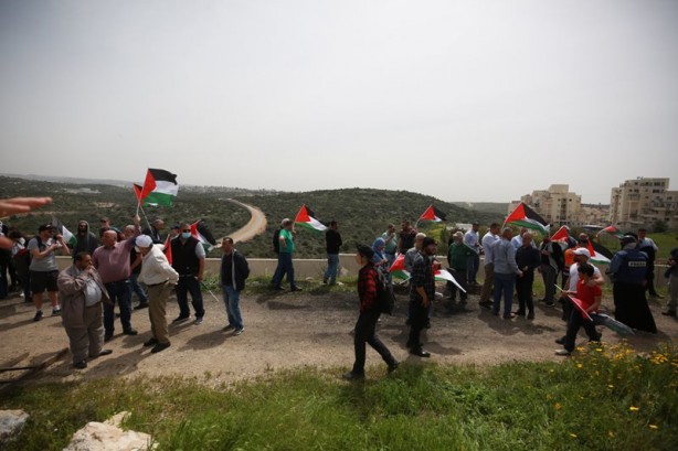 Foto - Siyonist işgalci İsrail askerleri Filistinli göstericilere saldırdı!