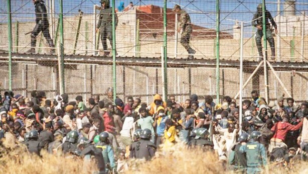 Foto - Siyonist İsrail ile gönül bağı kuran zevat: Siyonist İsrail'i savunacağınız kadar ülkenizi savunmadınız: Tarihe kara bir leke olarak geçeceksiniz