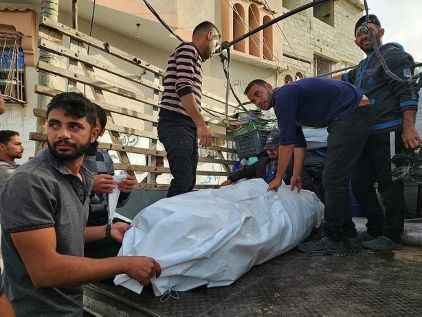 Foto - Siyonist İsrail yalnızlaştıkça daha da barbarlaşıyor! Gazze Kasabı Netanyahu için yolun sonu