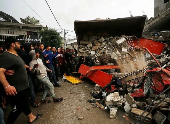 Foto - Siyonist İsrail'den savaş suçu itirafı! "Fosfor bombası kullanıyoruz"