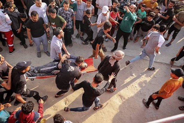 Foto - Siyonist sermayenin kirli ağı yeniden gündemde! Blu TV’yi de satın almıştı: Warner Bros. CEO’su Gazze soykırımını nasıl meşrulaştırdı?