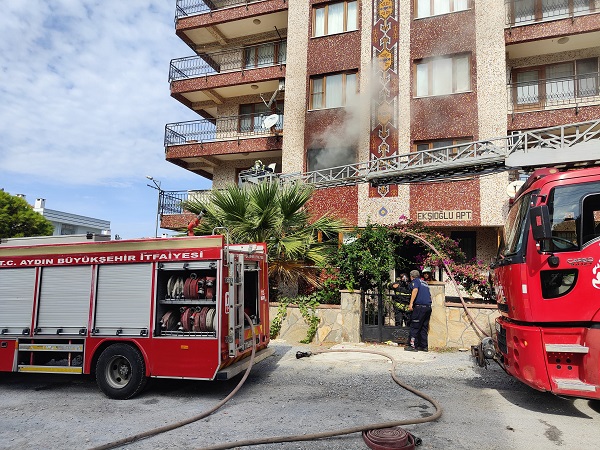 Foto - Siz siz olun bu hatayı yapmayın! Dizüstü bilgisayar faciaya sebep oluyordu