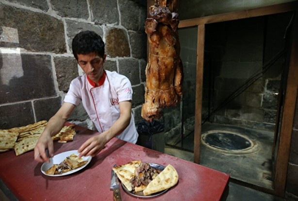 Foto - Sizce hangisi haklı? 2 il arasında tatlı rekabet