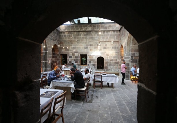 Foto - Sizce hangisi haklı? 2 il arasında tatlı rekabet