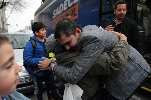 Foto - "Size seçim sonucunu söylüyorum" diyen Murat Kurum masasındaki anketi açıkladı!