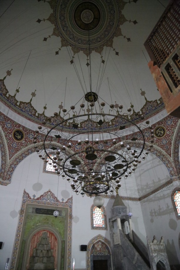 Foto - Sizi geçmişe götürecek: Kurşunlu Cami ve Külliyesi