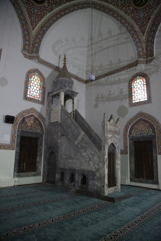 Foto - Sizi geçmişe götürecek: Kurşunlu Cami ve Külliyesi