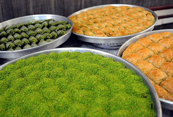 Foto - Sizin de başınıza geliyor mu? Tatlı yedikten sonra su içmek mi istiyorsunuz? 