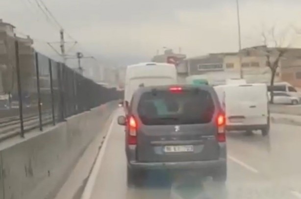 Skandal olay Bursa’da yaşandı! Yaptığı şey "Yuh" dedirtti! İdam edin bunları