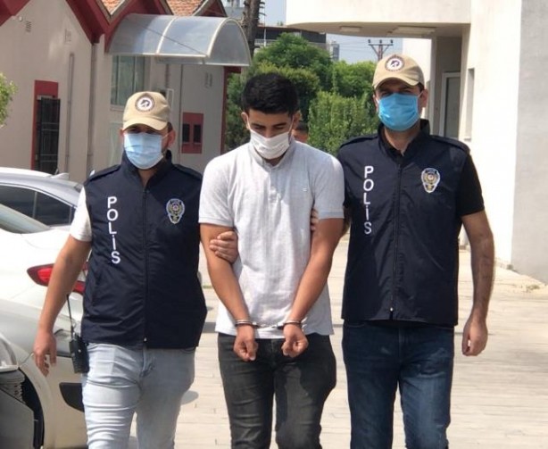 Skandal olay! Köpeğin üzerine sıcak su döktü