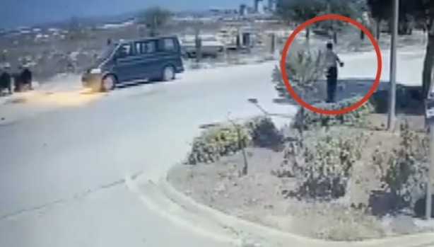 Foto - Skandal olay! Köpeğin üzerine sıcak su döktü