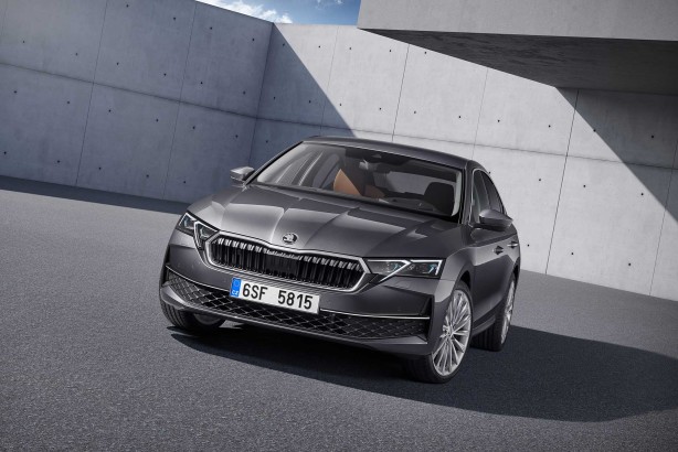 Foto - Skoda model atağını sürdürüyor! Yenilenen Octavia Sedan ve Combi ne zaman Türkiye’ye geliyor?