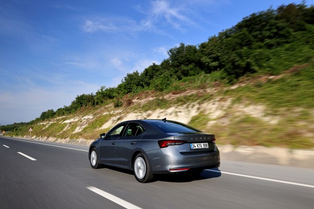Foto - Skoda’nın en çok tercih edilen modeli Octavia Kvasiny fabrikasında da üretilmeye başlandı!