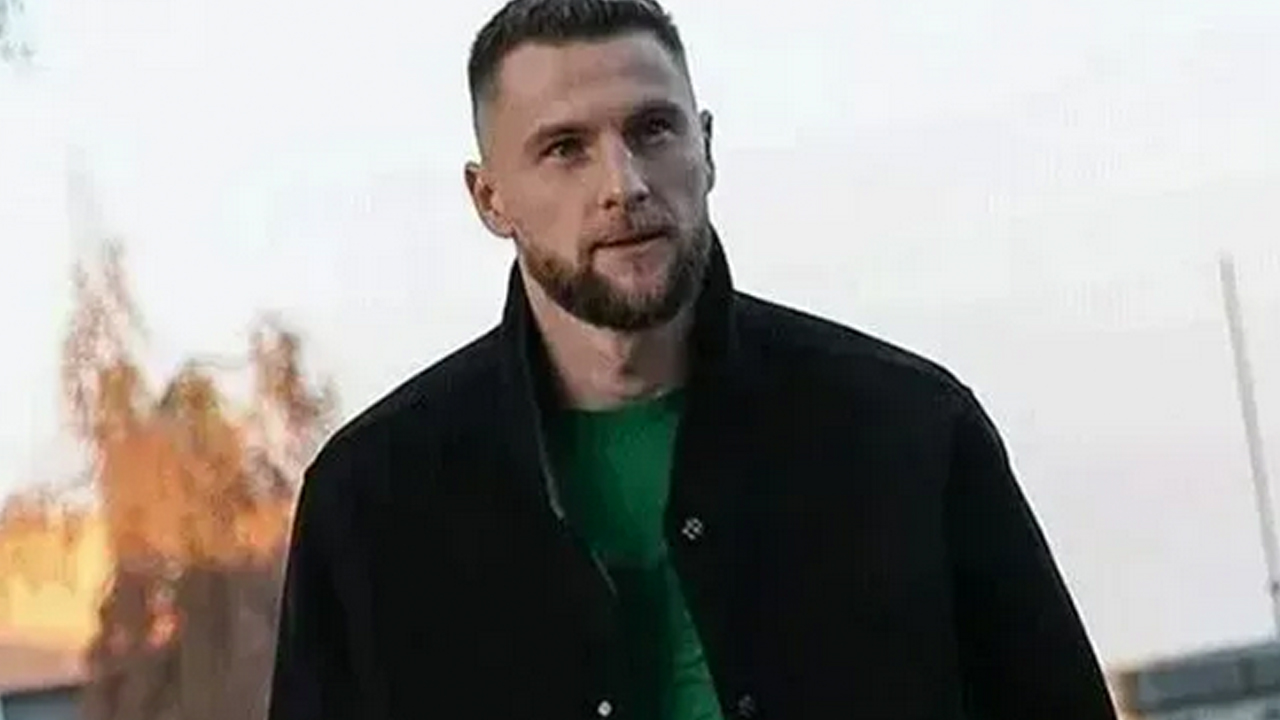 Foto - Skriniar'dan kötü sürpriz! Tam derbi öncesi "sezon sonu" diyerek duyurdu! Türkiye kararını iletti…