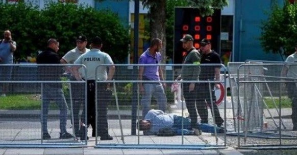 Foto - Slovakya Başbakanı'na suikast düzenleyen kişinin kimliği şaşırttı! Ünlü edebiyatçı...