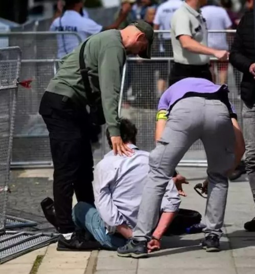 Foto - Slovakya Başbakanı'na suikast düzenleyen kişinin kimliği şaşırttı! Ünlü edebiyatçı...