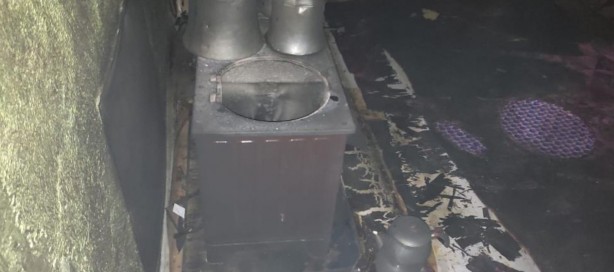 Foto - Soba yakmak için kullanılan benzin bomba gibi patladı!