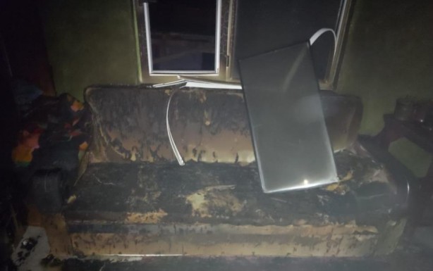 Foto - Soba yakmak için kullanılan benzin bomba gibi patladı!