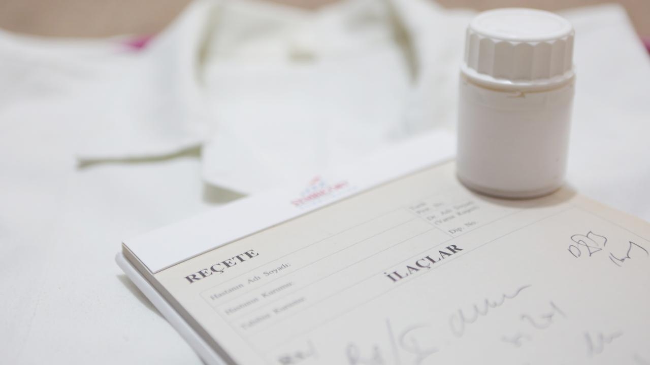 Foto - Sofralarımıza kadar giriyordu! Karar alındı: O ilaçlar artık reçete ile satılacak