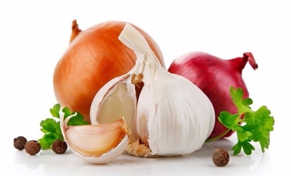 Foto - Soğanı göğsünüze sürerseniz...