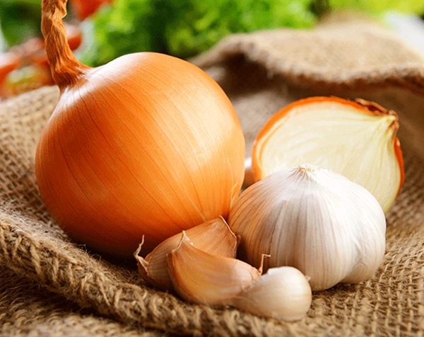 Foto - Soğanı göğsünüze sürerseniz...