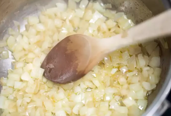 Foto - Soğanı yıllarca yanlış tüketmişiz! Bütün vitaminleri kayboluyor: Bir sürü söylenti çıkmıştı acı gerçek böyle