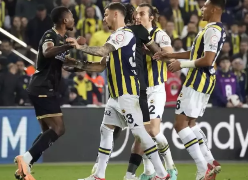 Soğuk hava deposundan çıkardı: Oyun resmen bozulacak: Bir sen eksiktin Ryan Kent dediler resmen… İskoçya’da isyan çıkarttılar…