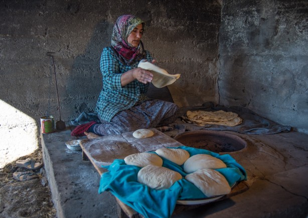 Foto - Soğuk havaya rağmen tandır...