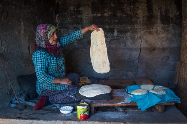 Foto - Soğuk havaya rağmen tandır...