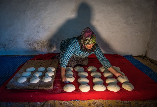 Soğuk havaya rağmen tandır...
