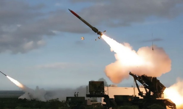 Foto - Soğuk savaş sonrası bir ilk yaşanıyor! Silah kıtlığı ortaya çıktı