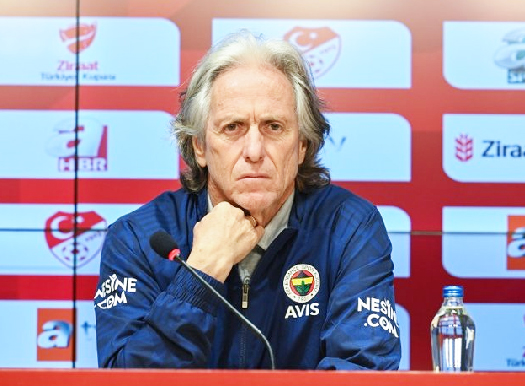 Foto - Şok eden gelişme: Koç söz vermişti! Milyonların beklediği teknik adamda yeni detaylar ortaya çıktı