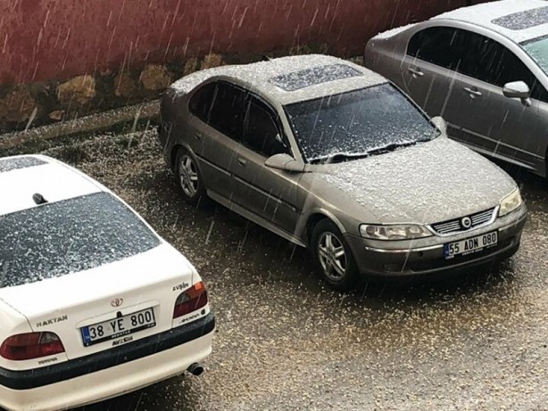 Foto - Şok eden görüntü! Mayıs ayında kar yağdı
