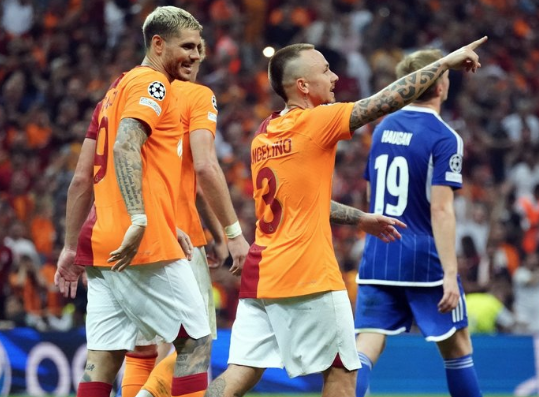 Şok gelişme! Bu beklenmiyordu: Galatasaray Devler Ligi için acil çözümü buldu