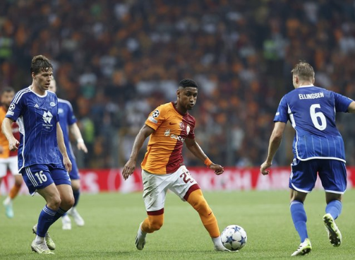 Foto - Şok gelişme! Bu beklenmiyordu: Galatasaray Devler Ligi için acil çözümü buldu