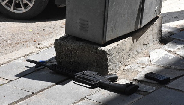Foto - Sokak ortasında çatışma! Yaralılar var