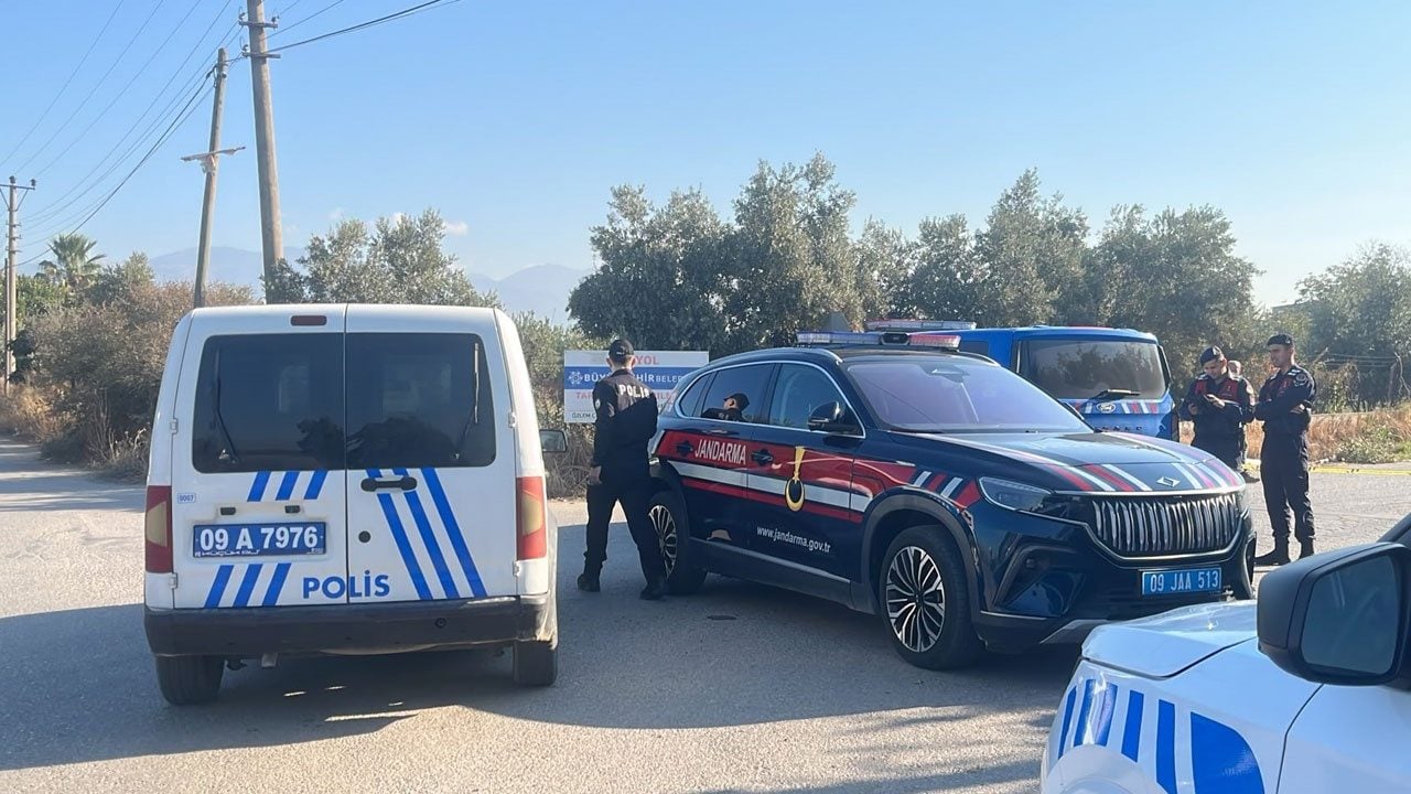 Foto - Sokak ortasında dehşet! Eski eşini öldürdü sonra canına kıydı