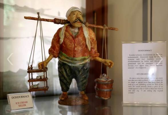 Foto - Sokak satıcılarına büyük ilgi