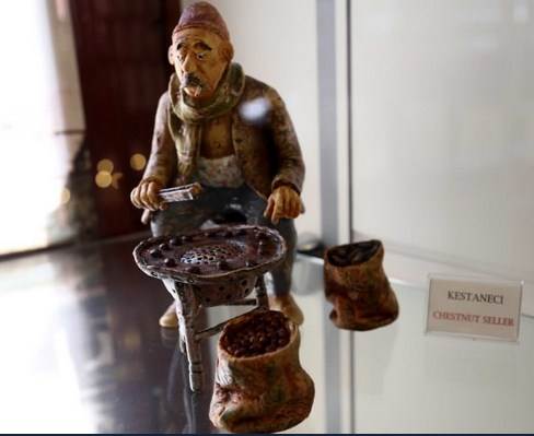 Foto - Sokak satıcılarına büyük ilgi