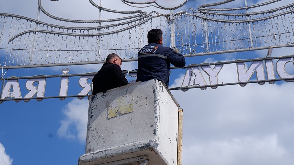 Foto - Sokaklar "Hoş Geldin Ya Şehri Ramazan" tabelalarıyla donatıldı